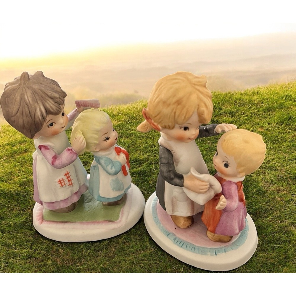 Lefton 241 Children Big Little Sister Bisque Figurines Hand Painted Vintage Pair - Picture 4 of 11